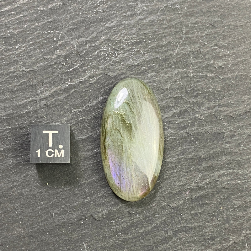 Labradorite Cabochon - 46